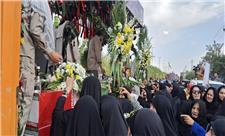 استقبال با شکوه از 8 شهید گمنام و شهید اکبر صفی صمغ آبادی در شهرستان آبیک