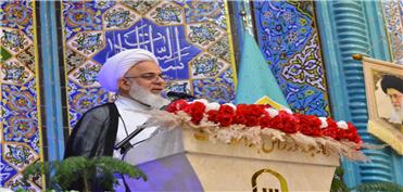 امروز ارتش و سپاه ما در اوج اقتدار نظامی و دفاعی قرار دارند/دشمن در مذاکرات به دنبال تسلیم شدن ملت ماست