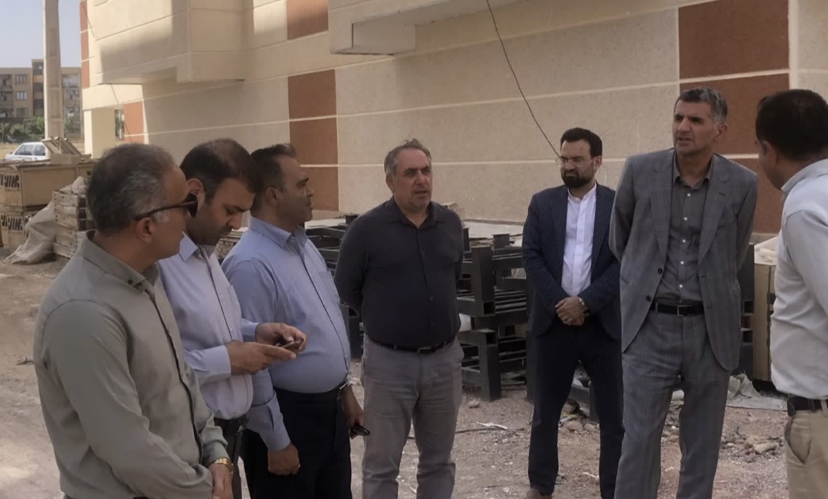 رضایتمندی ساکنان واحدها از اولویت‌های اصلی مدیریت شهرستان است
